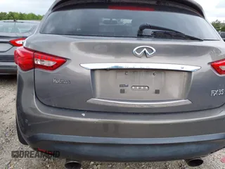 2011 Infiniti FX with VIN JN8AS1MW0BM141914, listed as a IAAI auction lot 42151160 with 211,708 mi miles. Bid and sale history available at carsss.com. Image 19.