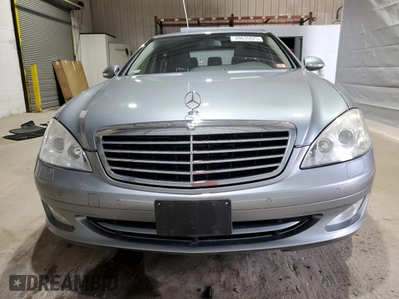 2007 Mercedes-Benz S 550 with VIN WDDNG71X97A085971, listed as a Copart auction lot 49635025 with 104,916 mi miles and Salvage Title. Bid and sale history available at DreamBid. Image 5.