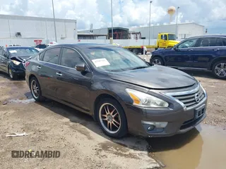 2013 Nissan Altima SV with VIN 1N4AL3AP8DN578581, listed as a IAAI auction lot 42705302 with 107,769 mi miles and . Bid and sale history available at DreamBid. Image 1.