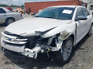 2013 Ford Taurus Limited с VIN 1FAHP2F85DG102159, выставлен на аукционе IAAI как лот 42376184 с пробегом 230 568 миль миль и . История ставок и продаж доступна на DreamBid. Изображение 6.