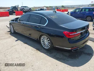 2017 BMW 7 Series 740i xDrive with VIN WBA7E4C50HGU99106, listed as a IAAI auction lot 41997603 with 138,322 mi miles. Bid and sale history available at carsss.com. Image 3.
