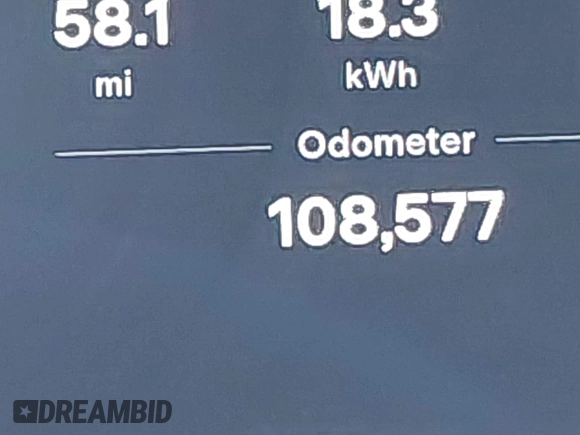 2017 Tesla Model S 100D z VIN 5YJSA1E24HF195488, wystawiony jako IAAI lot #42073744 z przebiegiem 108 577 mil mil oraz . Historia ofert i sprzedaży dostępna na DreamBid. Obrazek 16.