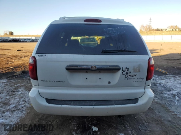 2004 Chrysler Town & Country Limited with VIN 2C8GP64L74R532888, listed as a Copart auction lot 89167885 with 95,004 mi miles and Salvage Title. Bid and sale history available at DreamBid. Image 6.