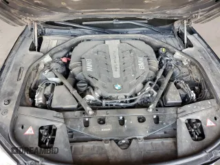 2014 BMW 7 Series ALPINA B7 z VIN WBAYE8C54ED136428, wystawiony jako Copart lot #61866855 z przebiegiem 126 118 mil mil oraz Szkoda całkowita • Salvage title. Historia ofert i sprzedaży dostępna na DreamBid. Obrazek 11.