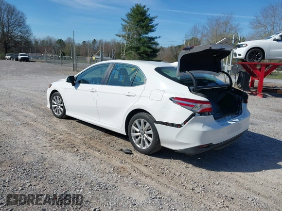2020 Toyota Camry LE with VIN 4T1C11AK9LU315906, listed as a IAAI auction lot 41809360 with 97,401 mi miles. Bid and sale history available at carsss.com. Image 3.