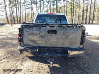 2011 GMC Sierra 1500 SLE with VIN 3GTP1VE08BG303883, listed as a IAAI auction lot 41448142 with 224,788 mi miles. Bid and sale history available at carsss.com. Image 6.