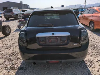 2015 MINI Hardtop 4 Door with VIN WMWXS5C51FT827202, listed as a Copart auction lot 59226065 with 130,647 mi miles and Salvage title. Bid and sale history available at DreamBid. Image 6.