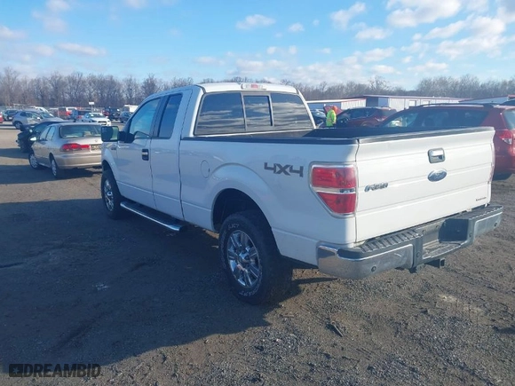 2011 Ford F-150 XL with VIN 1FTFX1EF4BFA04271, listed as a IAAI auction lot 41628272 with 154,758 mi miles. Bid and sale history available at carsss.com. Image 3.