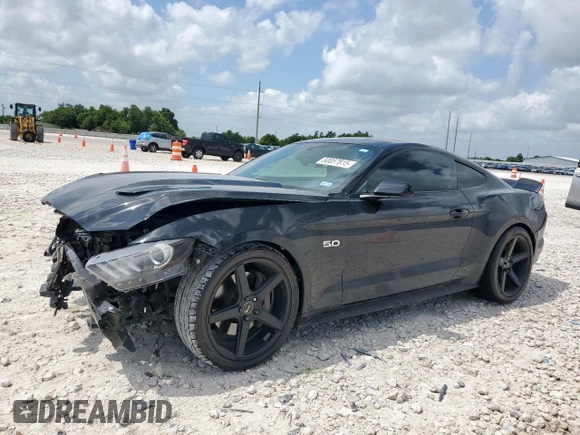 2017 Ford Mustang GT z VIN 1FA6P8CF2H5323202, wystawiony jako Copart lot #60057815 z przebiegiem 52 907 mil mil oraz Szkoda całkowita • Salvage title. Historia ofert i sprzedaży dostępna na DreamBid. Obrazek 1.