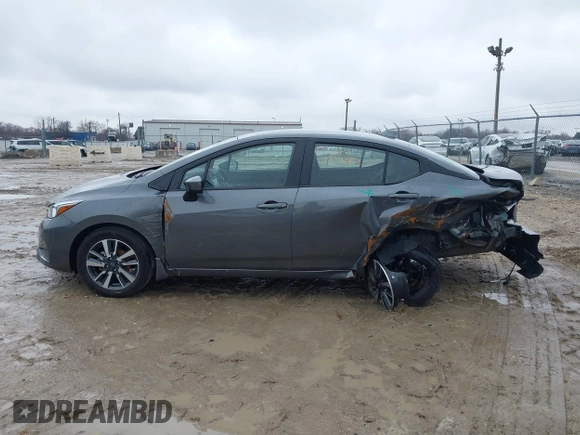 2024 Nissan Versa SV z VIN 3N1CN8EV7RL843827, wystawiony jako IAAI lot #41741043 z przebiegiem 9 062 mil mil oraz . Historia ofert i sprzedaży dostępna na DreamBid. Obrazek 14.