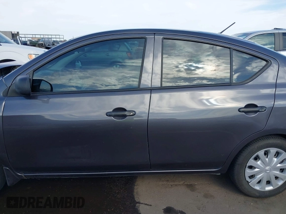 2015 Nissan Versa SV with VIN 3N1CN7AP5FL801511, listed as a IAAI auction lot 41862144 with 111,153 mi miles and . Bid and sale history available at DreamBid. Image 14.