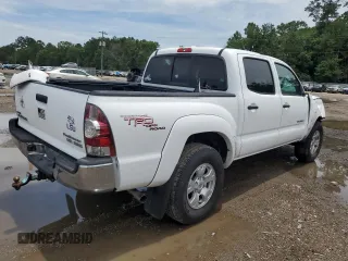 2010 Toyota Tacoma PreRunner with VIN 3TMJU4GN8AM102663, listed as a Copart auction lot 57782665 with 196,620 mi miles and Salvage title. Bid and sale history available at DreamBid. Image 3.