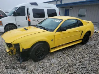 1999 Ford Mustang z VIN 1FAFP4043XF189403, wystawiony jako Copart lot #47563745 z przebiegiem Nie podano mil oraz Czysty tytuł • Clean title. Historia ofert i sprzedaży dostępna na DreamBid. Obrazek 1.