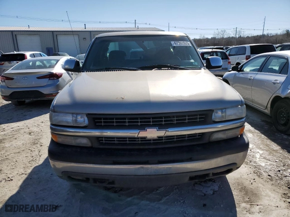 2002 Chevrolet Silverado 1500 LS with VIN 2GCEK19VX21246212, listed as a Copart auction lot 47002925 with 302,604 mi miles and Clean Title. Bid and sale history available at carsss.com. Image 5.