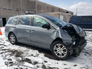 2011 Honda Odyssey EX-L with VIN 5FNRL5H63BB076398, listed as a Copart auction lot 44438995 with 190,714 mi miles and Salvage Title. Bid and sale history available at carsss.com. Image 4.