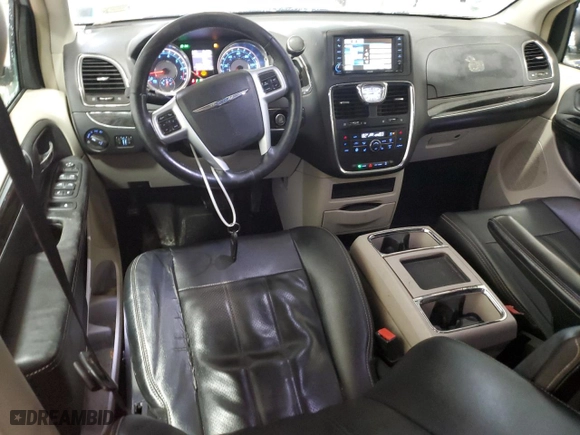 2013 Chrysler Town & Country Touring-L with VIN 2C4RC1CG1DR623068, listed as a Copart auction lot 42848675 with 264,792 mi miles and Non Repairable. Bid and sale history available at carsss.com. Image 8.