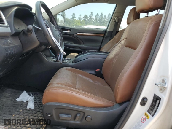 2018 Toyota Highlander Limited z VIN 5TDDZRFH6JS853462, wystawiony jako Copart lot #61330855 z przebiegiem 115 048 mil mil oraz Szkoda całkowita • Salvage title. Historia ofert i sprzedaży dostępna na DreamBid. Obrazek 7.