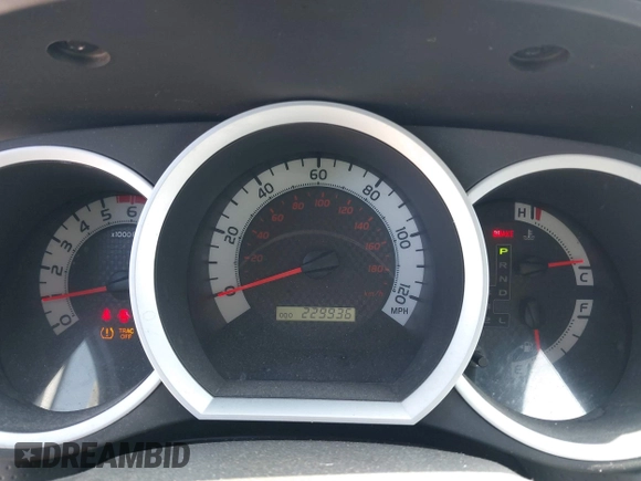 2015 Toyota Tacoma PreRunner with VIN 3TMJU4GN8FM185826, listed as a IAAI auction lot 42181952 with 229,936 mi miles and . Bid and sale history available at DreamBid. Image 7.