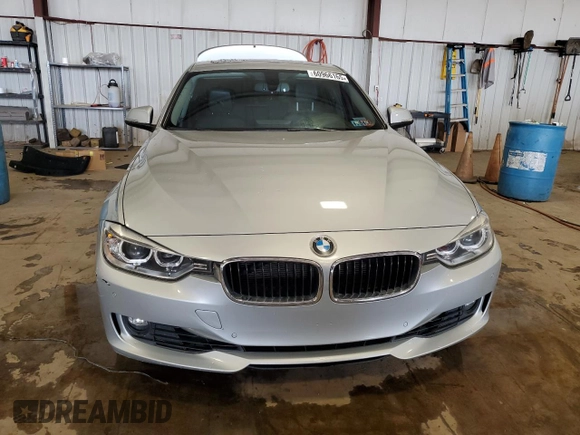 2015 BMW 3 Series 328i xDrive с VIN WBA3B5G52FNS15121, выставлен на аукционе Copart как лот 60966165 с пробегом 105 663 миль миль и Списание • Salvage title. История ставок и продаж доступна на DreamBid. Изображение 5.