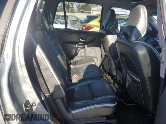 2010 Volvo XC90 z VIN YV4982CT8A1537760, wystawiony jako Copart lot #45089085 z przebiegiem 201 046 mil mil oraz Szkoda całkowita • Salvage title. Historia ofert i sprzedaży dostępna na DreamBid. Obrazek 11.