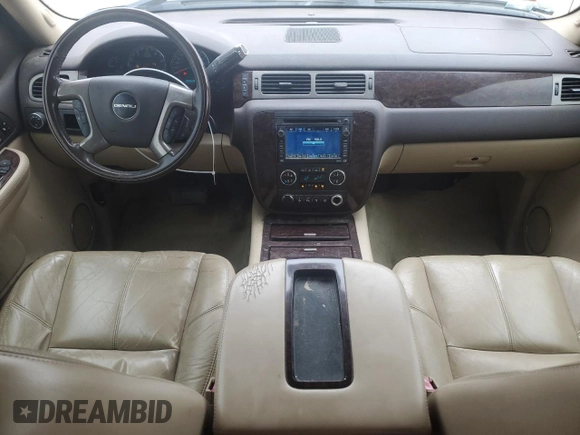 2008 GMC Sierra Denali z VIN 2GTEK638081143910, wystawiony jako Copart lot #53369665 z przebiegiem 161 870 mil mil oraz Szkoda całkowita • Salvage title. Historia ofert i sprzedaży dostępna na DreamBid. Obrazek 8.