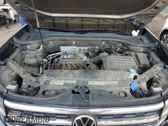 2020 Volkswagen Atlas SE with VIN 1V26E2CA9LC215891, listed as a Copart auction lot 60574035 with 93,744 mi miles and Salvage title. Bid and sale history available at DreamBid. Image 11.