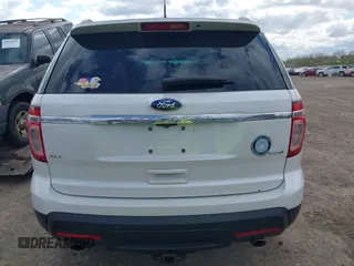 2013 Ford Explorer XLT with VIN 1FM5K8D87DGA79075, listed as a IAAI auction lot 42027067 with 152,068 mi miles and . Bid and sale history available at carsss.com. Image 16.