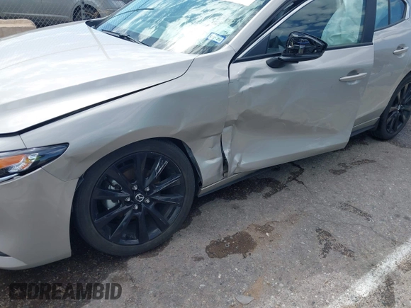 2024 Mazda 3 S Select Sport with VIN 3MZBPABMXRM427929, listed as a IAAI auction lot 42593321 with 20,378 mi miles and . Bid and sale history available at DreamBid. Image 6.