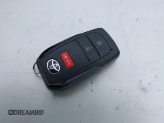 2023 Toyota Prius LE z VIN JTDACAAU8P3002445, wystawiony jako IAAI lot #42159749 z przebiegiem 18 510 mil mil oraz . Historia ofert i sprzedaży dostępna na DreamBid. Obrazek 11.