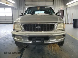 1998 Ford Expedition XLT z VIN 1FMPU18L1WLC33329, wystawiony jako Copart lot #41666625 z przebiegiem 137 786 mil mil oraz Czysty tytuł • Clean title. Historia ofert i sprzedaży dostępna na DreamBid. Obrazek 5.