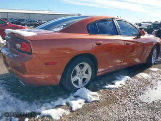 2011 Dodge Charger Rallye with VIN 2B3CL3CG3BH513189, listed as a IAAI auction lot 41394990 with 236,055 mi miles. Bid and sale history available at carsss.com. Image 4.