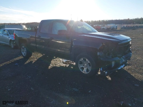 2017 Chevrolet Silverado 1500 LT with VIN 1GCVKREC8HZ331875, listed as a IAAI auction lot 40960777 with 147,157 mi miles. Bid and sale history available at carsss.com. Image 1.