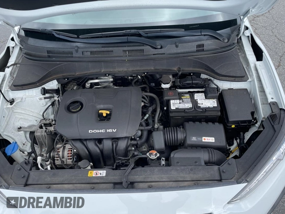 2019 Hyundai Kona SE with VIN KM8K12AA9KU266794, listed as a Copart auction lot 43103713 with 84,156 mi miles. Bid and sale history available at carsss.com. Image 7.
