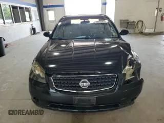 2005 Nissan Altima 2.5 z VIN 1N4AL11E15C100390, wystawiony jako Copart lot #59293435 z przebiegiem 172 157 mil mil oraz Szkoda całkowita • Salvage title. Historia ofert i sprzedaży dostępna na DreamBid. Obrazek 5.
