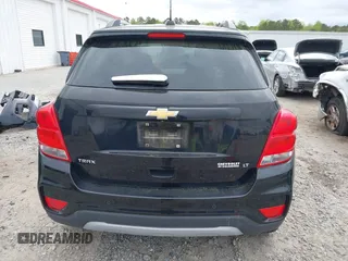 2017 Chevrolet Trax LT with VIN 3GNCJLSB3HL285082, listed as a IAAI auction lot 41934645 with 9,203 mi miles. Bid and sale history available at carsss.com. Image 17.