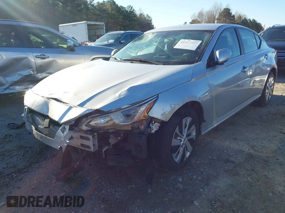 2020 Nissan Altima 2.5 S with VIN 1N4BL4BVXLC134054, listed as a IAAI auction lot 41812084 with 126,059 mi miles. Bid and sale history available at carsss.com. Image 2.