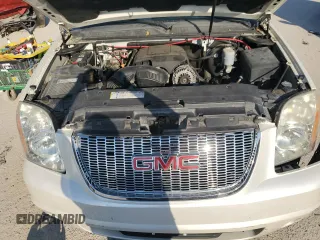 2008 GMC Yukon SLT w/4SB with VIN 1GKFC130X8R222446, listed as a Copart auction lot 75185114 with 230,946 mi miles and Clean Title. Bid and sale history available at carsss.com. Image 12.