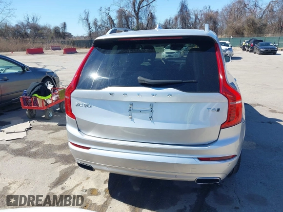 2016 Volvo XC90 T6 Momentum with VIN YV4A22PK7G1047805, listed as a IAAI auction lot 41810408 with 82,954 mi miles. Bid and sale history available at carsss.com. Image 17.