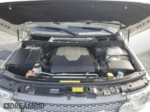 2008 Land Rover Range Rover SC z VIN SALMF13498A292945, wystawiony jako Copart lot #49435605 z przebiegiem 144 043 mil mil oraz Szkoda całkowita • Salvage title. Historia ofert i sprzedaży dostępna na DreamBid. Obrazek 12.