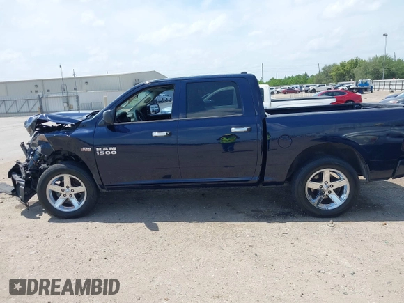 2013 Ram 1500 Express z VIN 1C6RR6KT3DS566209, wystawiony jako IAAI lot #42060295 z przebiegiem 168 948 mil mil oraz . Historia ofert i sprzedaży dostępna na DreamBid. Obrazek 15.