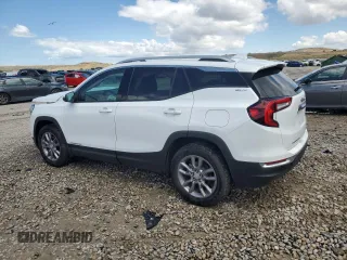 2024 GMC Terrain SLT z VIN 3GKALVEG9RL284652, wystawiony jako Copart lot #57298515 z przebiegiem 20 632 mil mil oraz Tytuł czysty. Historia ofert i sprzedaży dostępna na DreamBid. Obrazek 2.