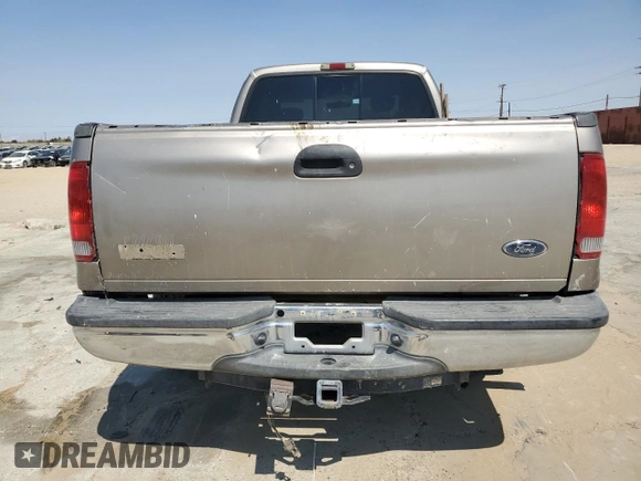 2005 Ford Super Duty F-250 XL with VIN 1FTSX205X5EA72216, listed as a Copart auction lot 71741104 with 217,205 mi miles and Salvage Title. Bid and sale history available at carsss.com. Image 6.