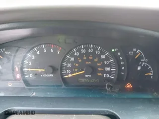 2000 Toyota Tundra SR5 with VIN 5TBBT4410YS016064, listed as a IAAI auction lot 40748828 with 228,435 mi miles. Bid and sale history available at carsss.com. Image 7.