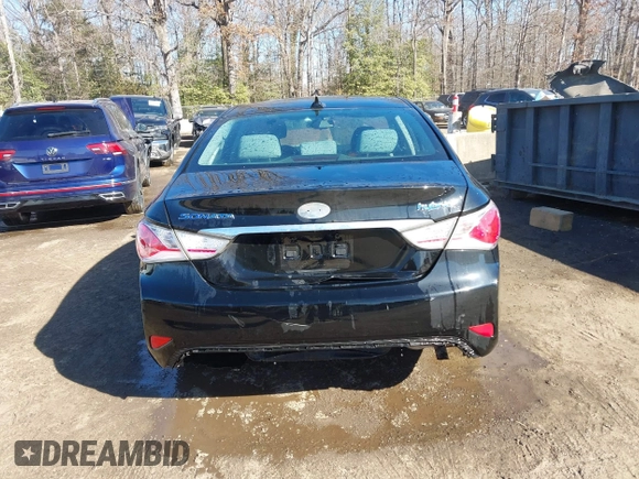 2014 Hyundai Sonata Hybrid Limited with VIN KMHEC4A46EA110201, listed as a IAAI auction lot 41427483 with 81,957 mi miles. Bid and sale history available at carsss.com. Image 16.