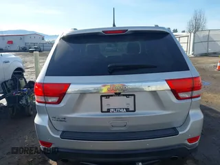2011 Jeep Grand Cherokee 70th Anniversary with VIN 1J4RR4GTXBC718994, listed as a IAAI auction lot 41688158 with 121,680 mi miles. Bid and sale history available at carsss.com. Image 16.