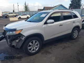 2012 Kia Sorento LX with VIN 5XYKT3A61CG235882, listed as a IAAI auction lot 41720081 with 136,282 mi miles. Bid and sale history available at carsss.com. Image 2.