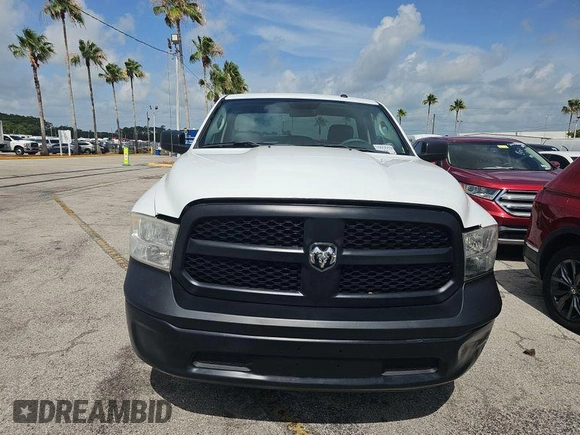 2023 Ram 1500 Tradesman z VIN 3C6JR6DG6PG541121, wystawiony jako IAAI lot #42516901 z przebiegiem 55 607 mil mil oraz . Historia ofert i sprzedaży dostępna na DreamBid. Obrazek 13.