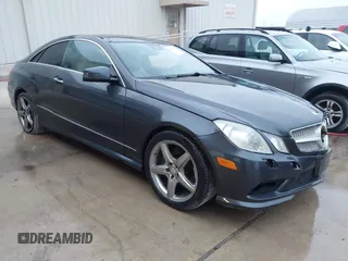 2010 Mercedes-Benz E 550 with VIN WDDKJ7CB9AF037399, listed as a IAAI auction lot 42108170 with 177,557 mi miles and . Bid and sale history available at carsss.com. Image 1.