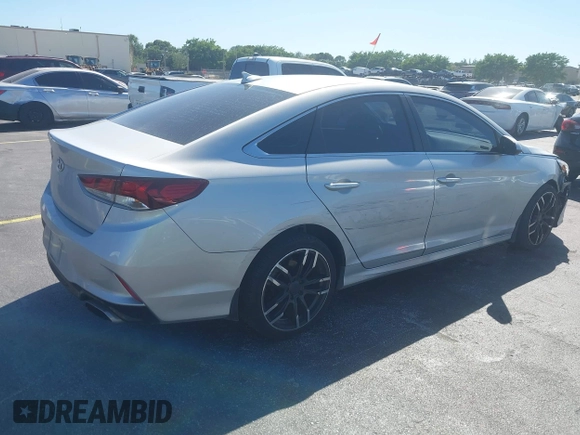 2019 Hyundai Sonata SE with VIN 5NPE24AF3KH810903, listed as a IAAI auction lot 41831371 with 68,317 mi miles and . Bid and sale history available at carsss.com. Image 4.