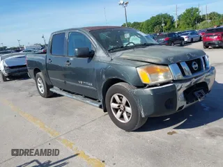 2008 Nissan Titan XE with VIN 1N6BA07D08N334443, listed as a IAAI auction lot 41883323 with 220,097 mi miles. Bid and sale history available at carsss.com. Image 1.